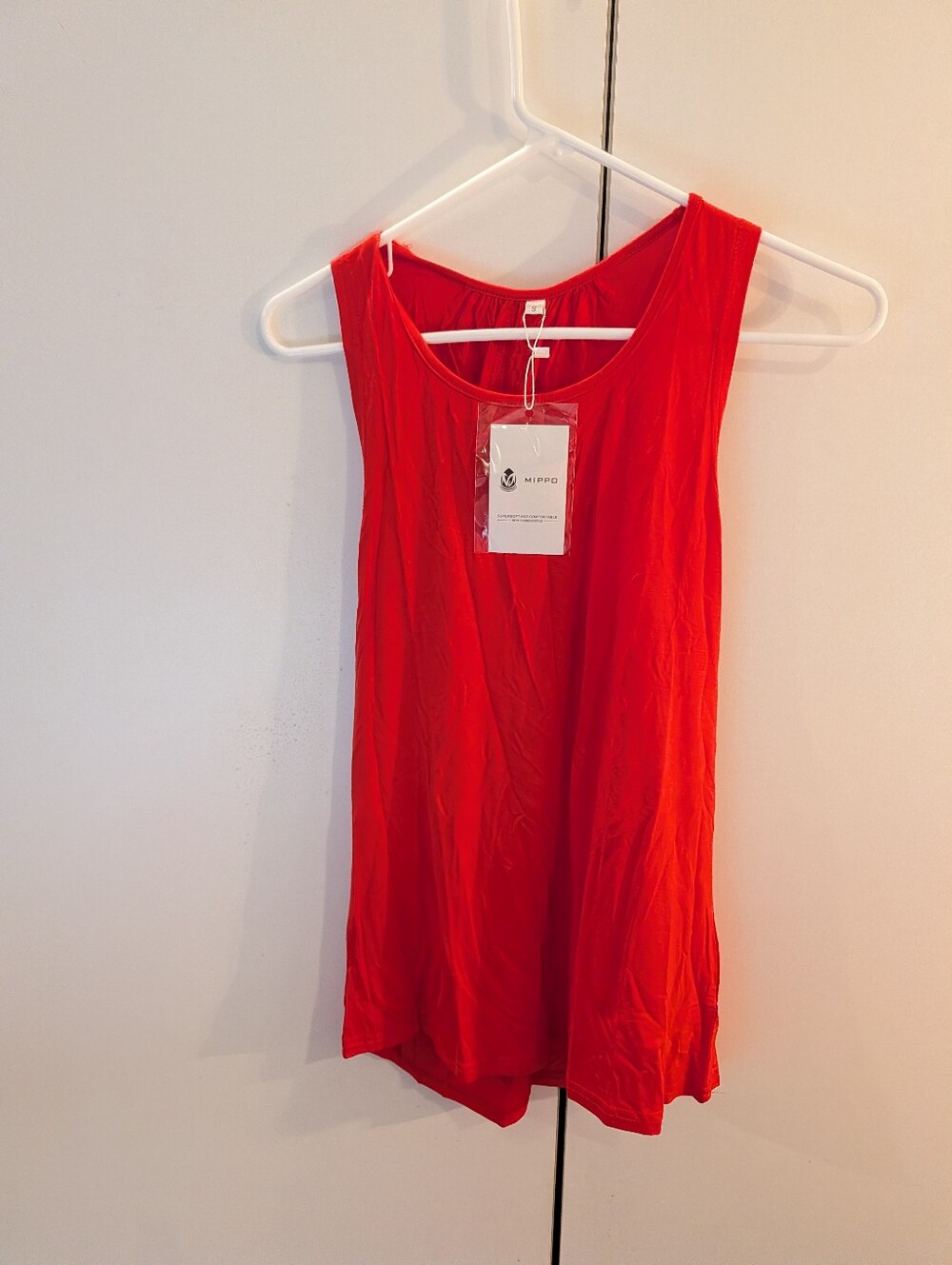 Mippo Red Sleeveless Women's Small Criss Cross Back Tank Top NWT